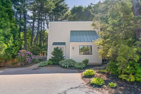 Exterior - 15 Constance Way, Ogunquit, ME 03907 photo 5 of 6