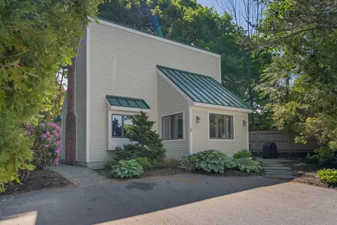 Exterior - 15 Constance Way, Ogunquit, ME 03907 photo 4 of 6
