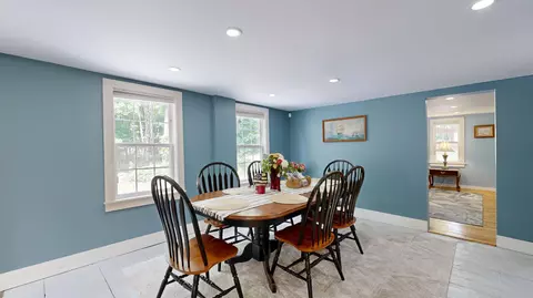 Dining - 32 Main St, Raymond, ME 04071 photo 3 of 4