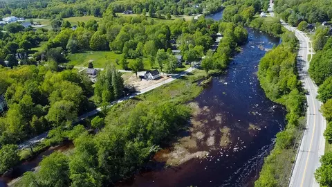 8 Paddy Ln, Cherryfield, ME 04622