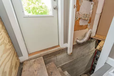 Entry Way - 118 Summer St, Dover Foxcroft, ME 04426 photo 5 of 6