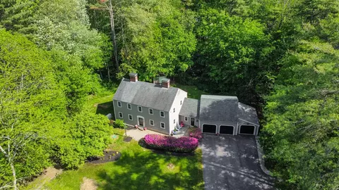 125 Jennie Ln, Eliot, ME 03903