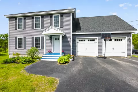 94 Gorham Rd, Scarborough, ME 04074