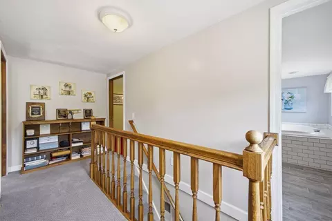Entry Way - 33 Mclellan Rd, Gorham, ME 04038 photo 1 of 3