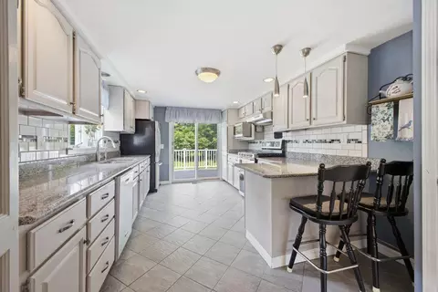 Kitchen - 33 Mclellan Rd, Gorham, ME 04038 photo 2 of 3