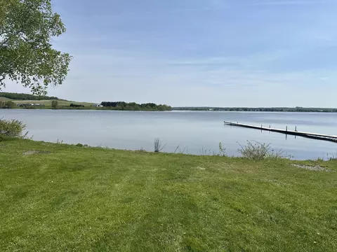 453 Main St, Saint Agatha, ME 04772