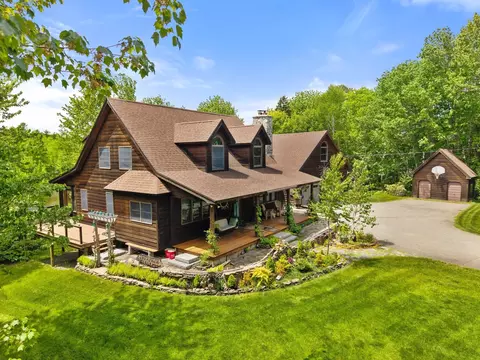 31 Hallbrook Way, Ellsworth, ME 04605