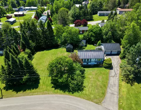 24 Violette St, Caribou, ME 04736