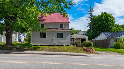 Exterior - 113 Eastern Ave, Augusta, ME 04330 photo 3 of 9