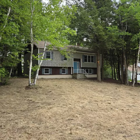 1 Mountainview Dr, Lincoln, ME 04457