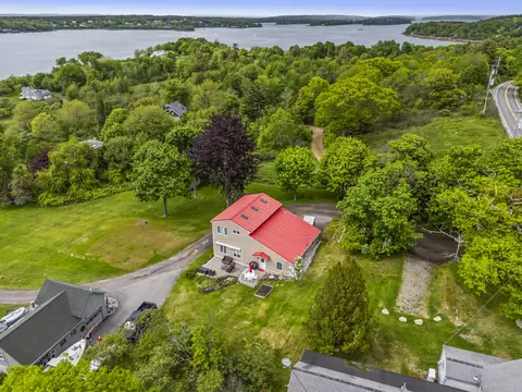 5 Seymour Rd, Orrs Island, ME 04066