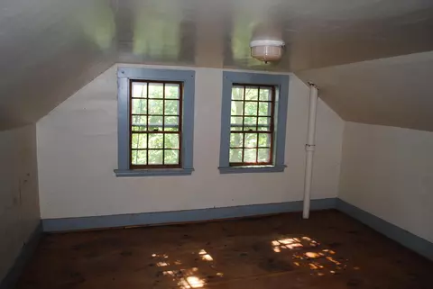 Bedroom - 343 Sunset Rd, Springvale, ME 04083 photo 2 of 2