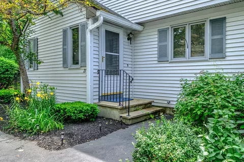 21 Valley St #13, South Portland, ME 04106