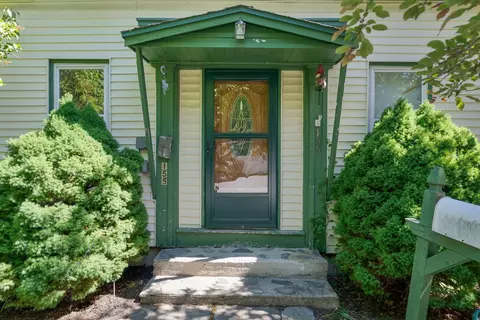 155 Spring St, Gardiner, ME 04345