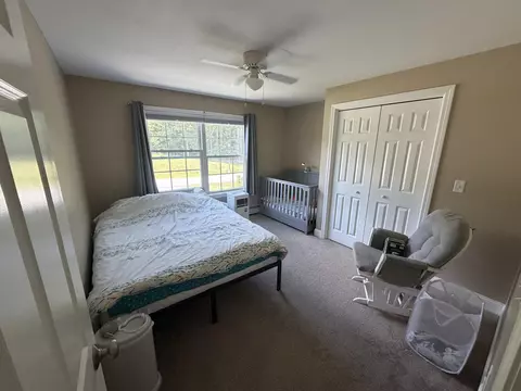 Bedroom - 21 Eagles Nest Rd, Gray, ME 04039 photo 3 of 5