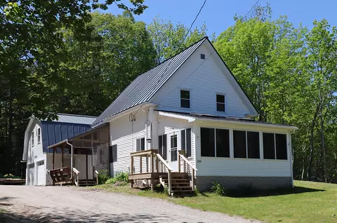 246 Taunton Dr, Sullivan, ME 04664
