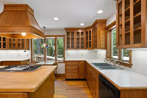 Kitchen - 358 Pine Hill Rd, Berwick, ME 03901 photo 4 of 8