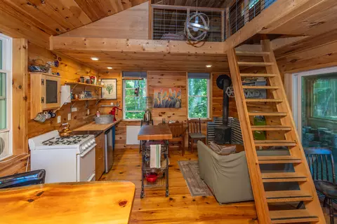 414 Youngtown Rd, Lincolnville, ME 04849