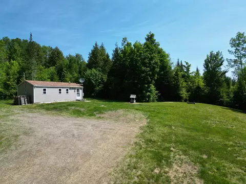 99 Maxwell Rd, Lee, ME 04455