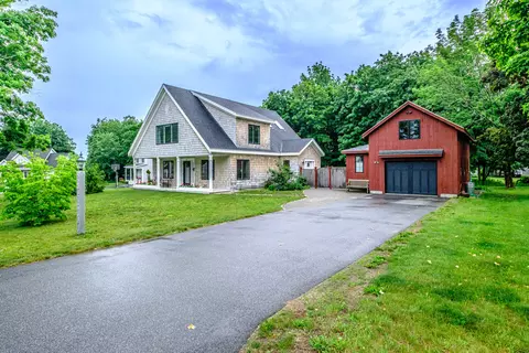 3 Stone Post Ln, North Yarmouth, ME 04097