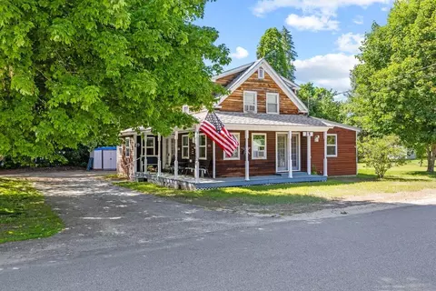 25 Pearl St, Waterboro, ME 04087