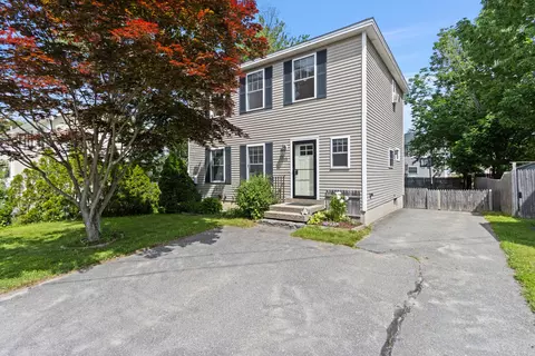 13 Anchor Rd, South Portland, ME 04106