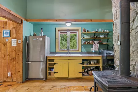 Kitchen - 286 Watson Hill Rd, Limerick, ME 04048 photo 1 of 2