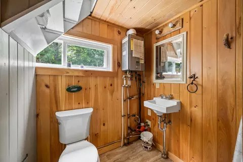 Bath - 26 Needham Ln #5, Rangeley, ME 04970 photo 1 of 3