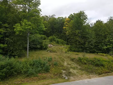67 Island View Dr, Greene, ME 04236