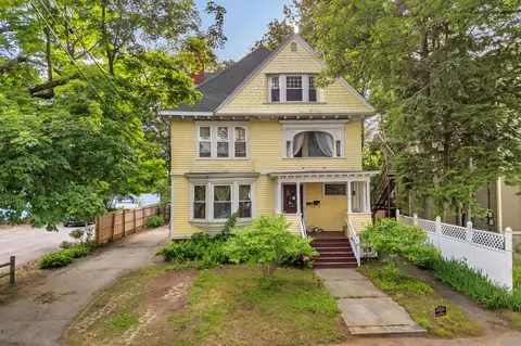 21 Laurel Ave, Auburn, ME 04210