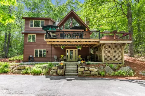90 Trickey Pond Rd, Naples, ME 04055