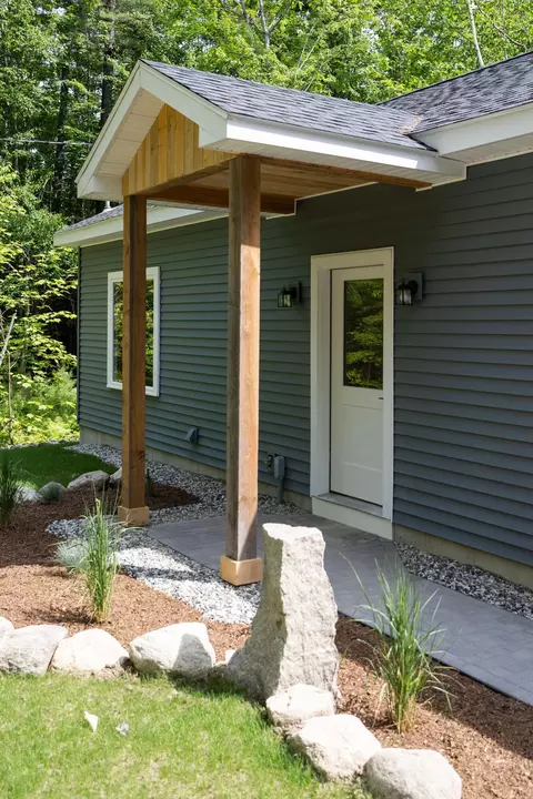 34 Hawk Mountain Rd, Waterford, ME 04088