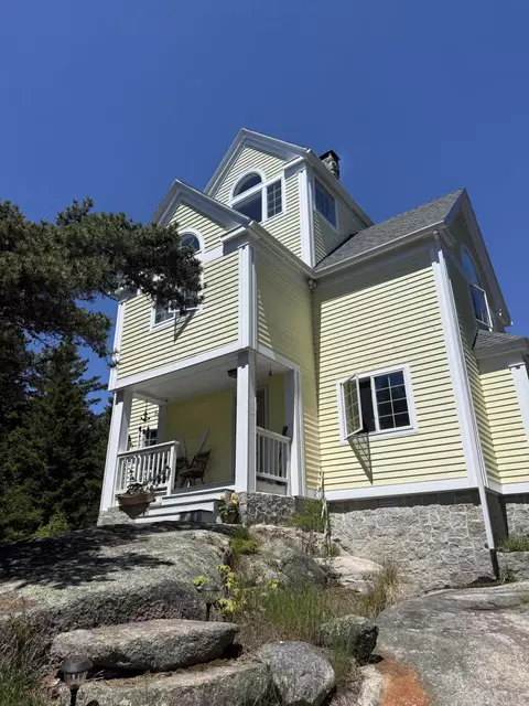 29 Forest Way, Swans Island, ME 04685