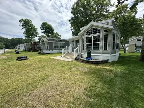 23 College Dr #625, Wells, ME 04090