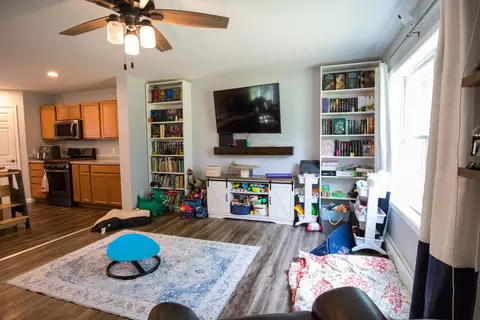 129 Elm St, Springvale, ME 04083 photo 9