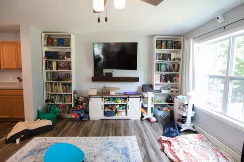 129 Elm St, Springvale, ME 04083 photo 8