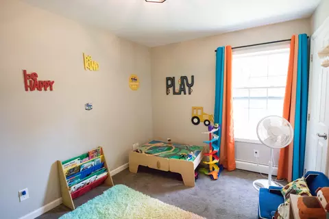 129 Elm St, Springvale, ME 04083 photo 15