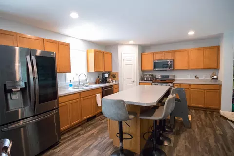 129 Elm St, Springvale, ME 04083 photo 5