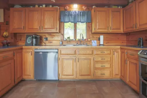 Kitchen - 309 Moosehead Trl, Jackson, ME 04921 photo 2 of 3