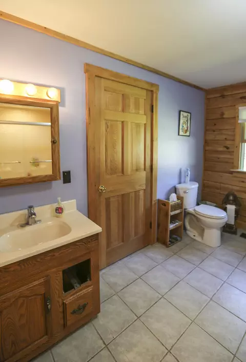 Bath - 309 Moosehead Trl, Jackson, ME 04921 photo 5 of 5