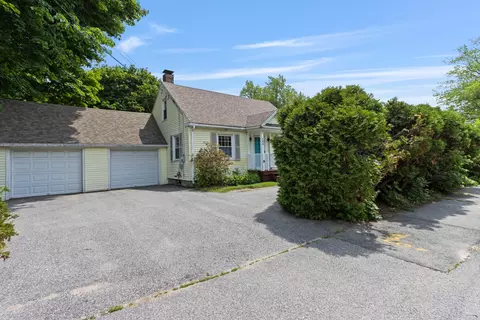 153 Auburn St, Portland, ME 04103
