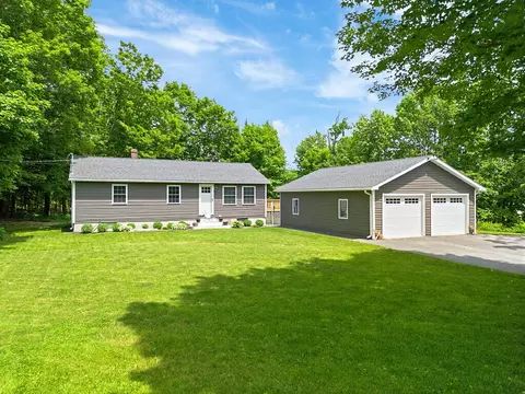 365 Hinckley Rd, Clinton, ME 04927