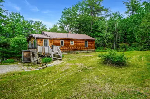 401 Vernon St, Bethel, ME 04217