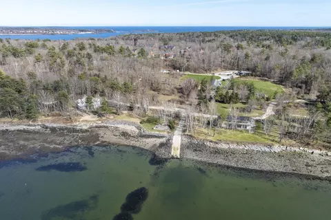 119 W Shore Dr, Portland, ME 04109
