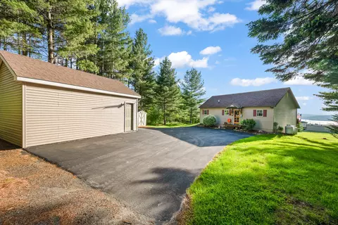 24 Pine Grove Ln, Rangeley, ME 04970