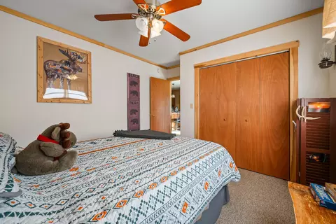 Bedroom - 24 Pine Grove Ln, Rangeley, ME 04970 photo 4 of 8