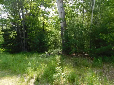 244 Canaan Rd, Hartland, ME 04943