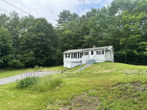 14 Lynn Rd, Augusta, ME 04330