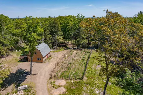 23 Fernwood Ln, Belfast, ME 04915