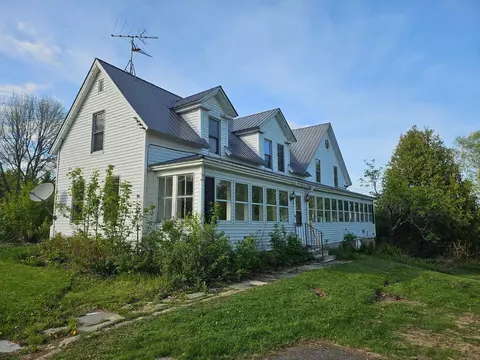 242 Maple Grove Rd, Fort Fairfield, ME 04742